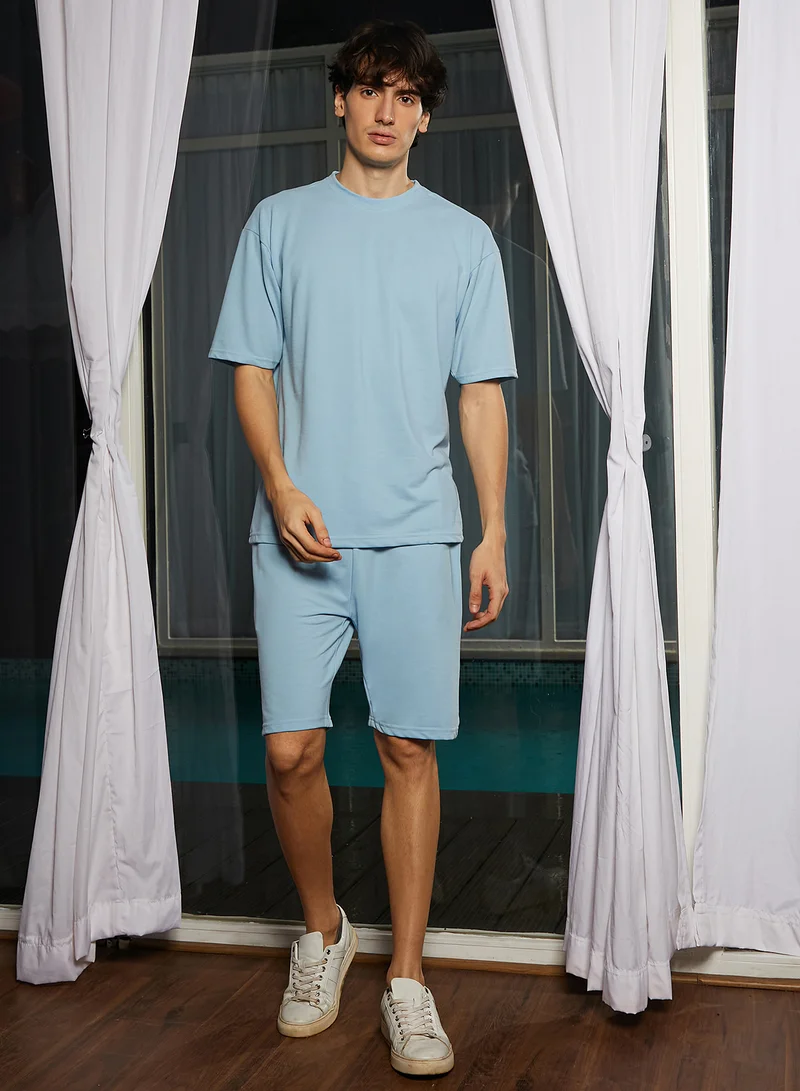 Campus Sutra Men's Powder Blue Solid Everyday Co-Ord set For Casual Wear | Crew Neck | Short Sleeve | Pull On Closure | Co-ords Crafted With Comfort Fit For Everyday Wear